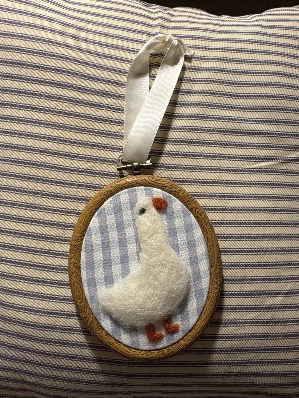 Handmade Felt Goose Embroidery Hoop Ornament - White & Blue
